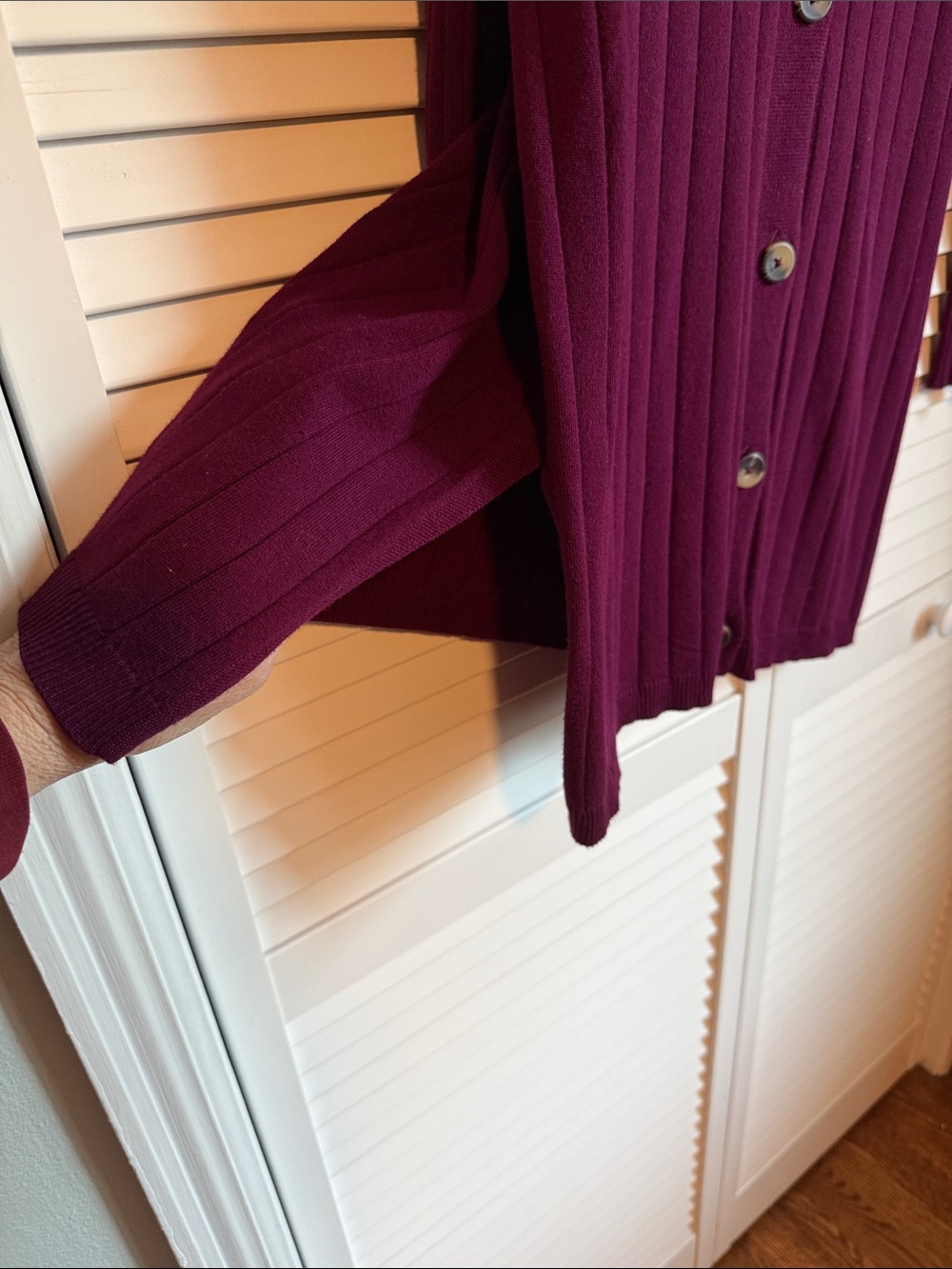 The Limited - Ribbed Button-Front Side Slit Cardigan - Plum - Size M - Picture 3 of 9